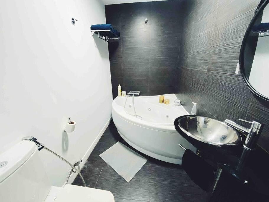 Ferienwohnung Precioso Apartamento Con Banera Hidromasaje Sopelana Exterior foto